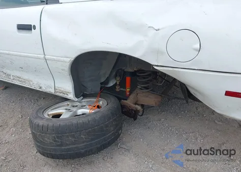 1997 Chevrolet Camaro Ss/Z28 из США, поврежденный, VIN 2G1FP22P9V2122771